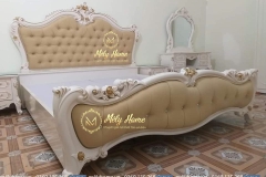 mau-giuong-tan-co-dien-2020-211