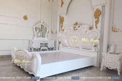 mau-giuong-tan-co-dien-2020-232