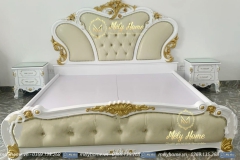 mau-giuong-tan-co-dien-2021-111