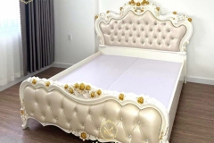 mau-giuong-tan-co-dien-2021-124