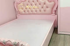 mau-giuong-tan-co-dien-2021-136