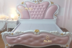 mau-giuong-tan-co-dien-2021-139