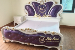 mau-giuong-tan-co-dien-2022-24