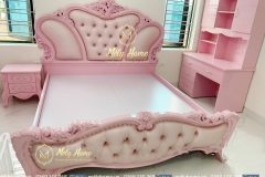 mau-giuong-tan-co-dien-2022-32