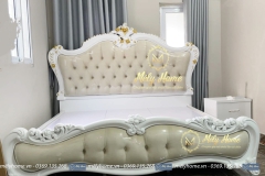 mau-giuong-tan-co-dien-2022-36