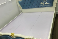 mau-giuong-tan-co-dien-2022-42