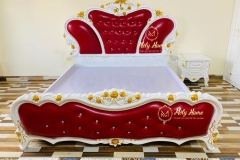 mau-giuong-tan-co-dien-2022-43