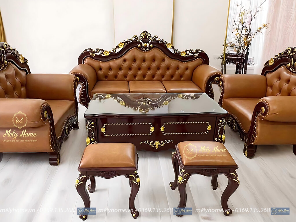 Bộ sofa tân cổ điển giá rẻ gồm 1 văng dài 2m2, 2 ghế đơn 1m, 1 bàn trà 1m2 và 2 đôn nhỏ, màu cà phê, hoa văn nhũ vàng sang trọng