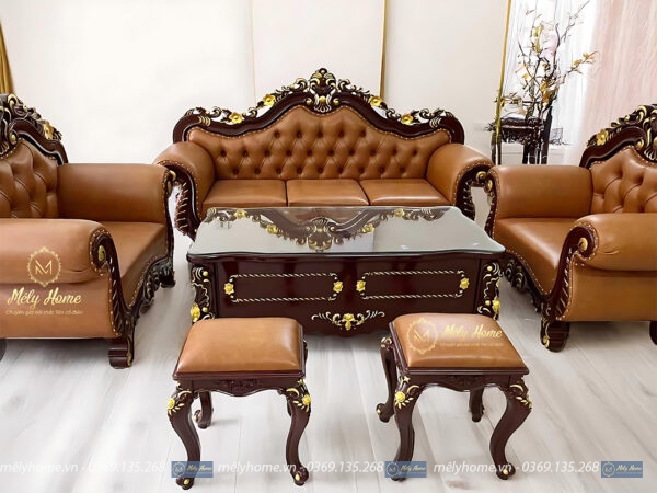Bộ sofa tân cổ điển giá rẻ gồm 1 văng dài 2m2, 2 ghế đơn 1m, 1 bàn trà 1m2 và 2 đôn nhỏ, màu cà phê, hoa văn nhũ vàng sang trọng