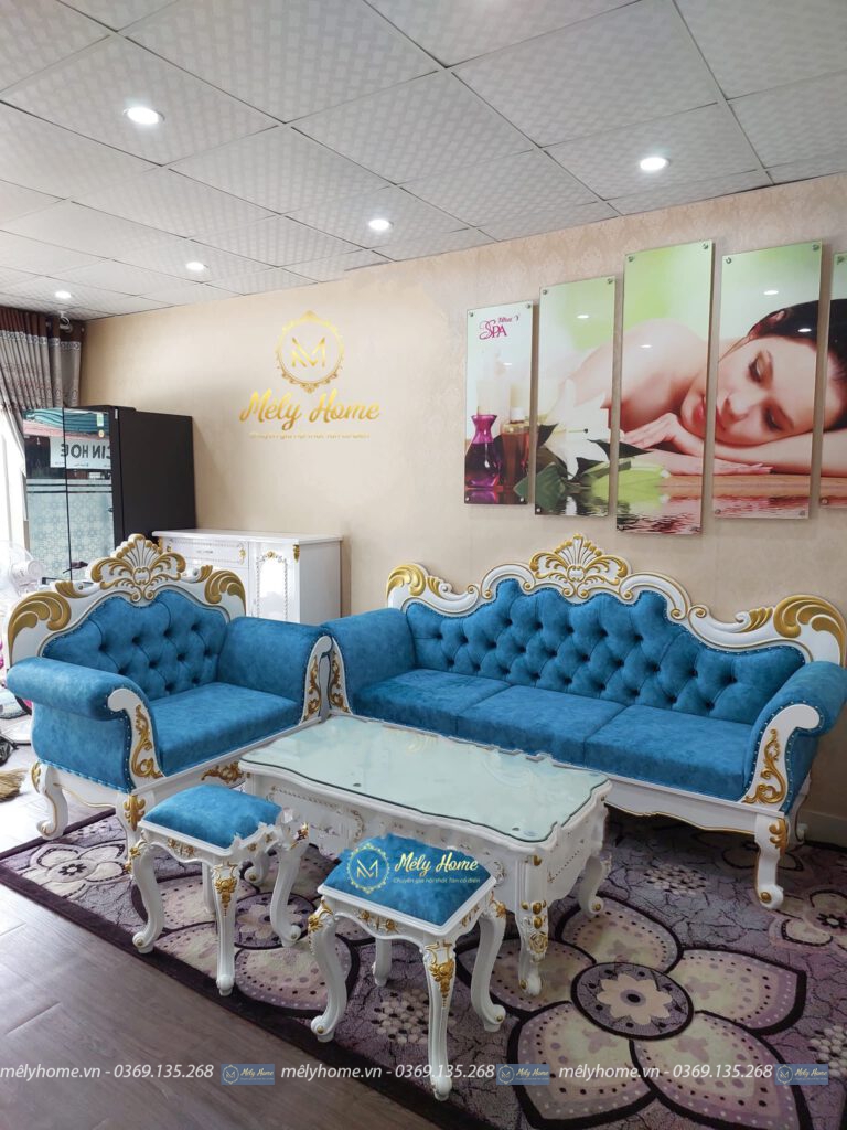 Bộ sofa tân cổ điển giá rẻ dành cho tiệm nail, spa, gỗ MDF hoa văn nhũ vàng, bọc nhung màu xanh, văng dài 2m2, ghế đơn 1m, bàn trà 1m2 và 2 đôn nhỏ