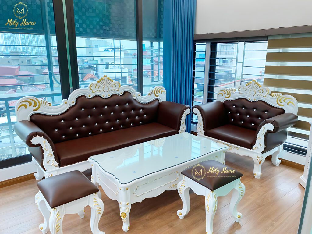 Bộ sofa tân cổ điển chuyện dụng cho spa, tiệm nail, gồm văng dài 2m2, ghế đơn 90cm, bàn trà 1m2, 2 đôn nhỏ, chất liệu MDF, da màu cà phê sang trọng