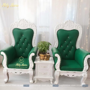 Bộ ghế làm nail phong cách tân cổ điển gồm 3 món: 2 ghế đơn bọc nhung màu xanh 90cmx1m5, kẹp giữa là đôn tân cổ điển 40cm