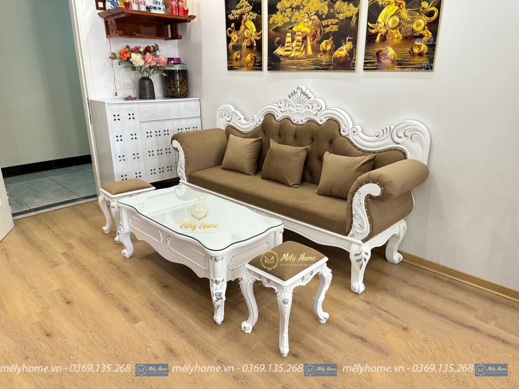Bộ sofa tân cổ điển thiết kế theo phong cách đơn giản với 2 màu trắng và xám, bọc nhung, gồm văng dài 2m2, bàn trà 1m2 kèm 2 đôn nhỏ